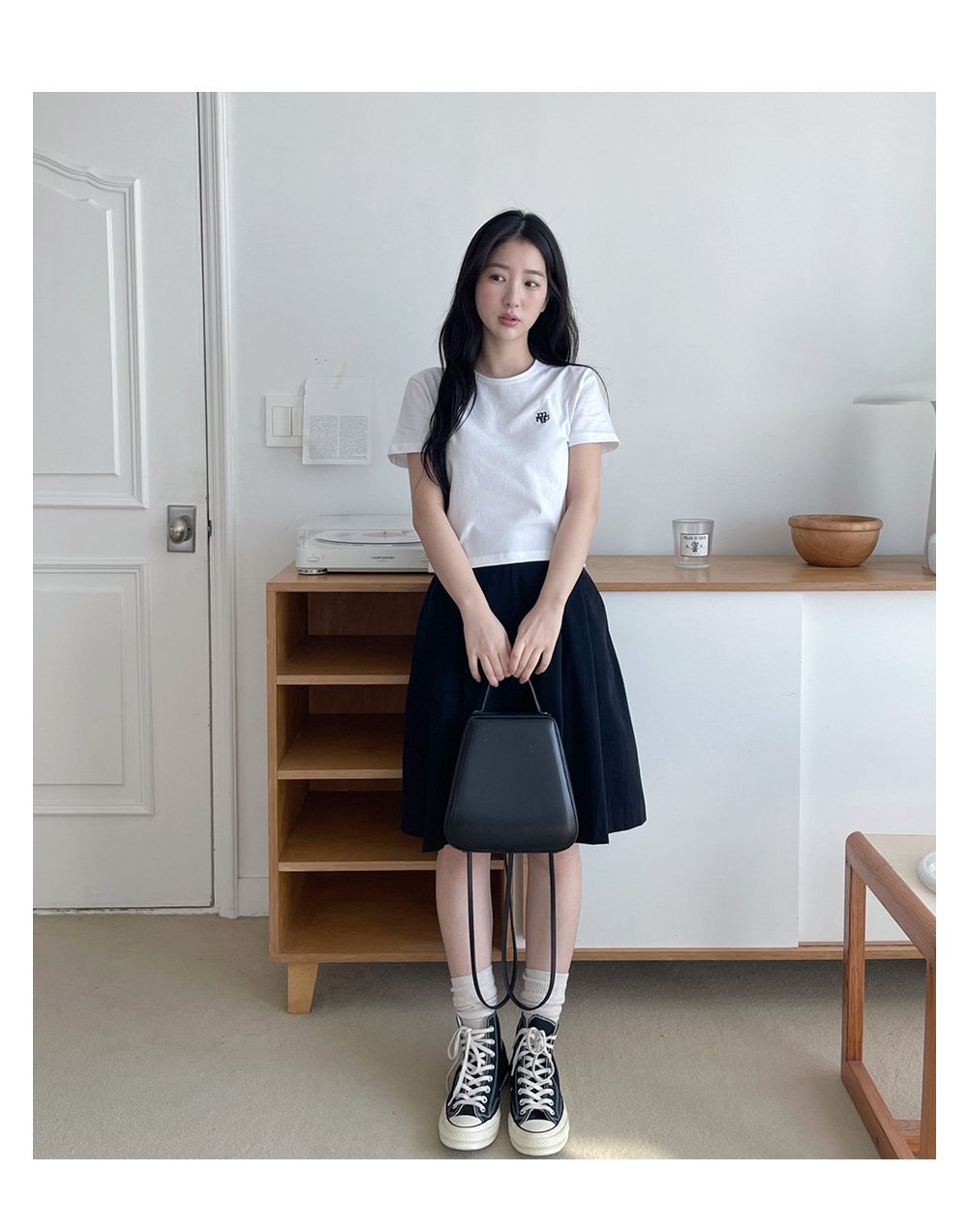 MUT24109_white_01