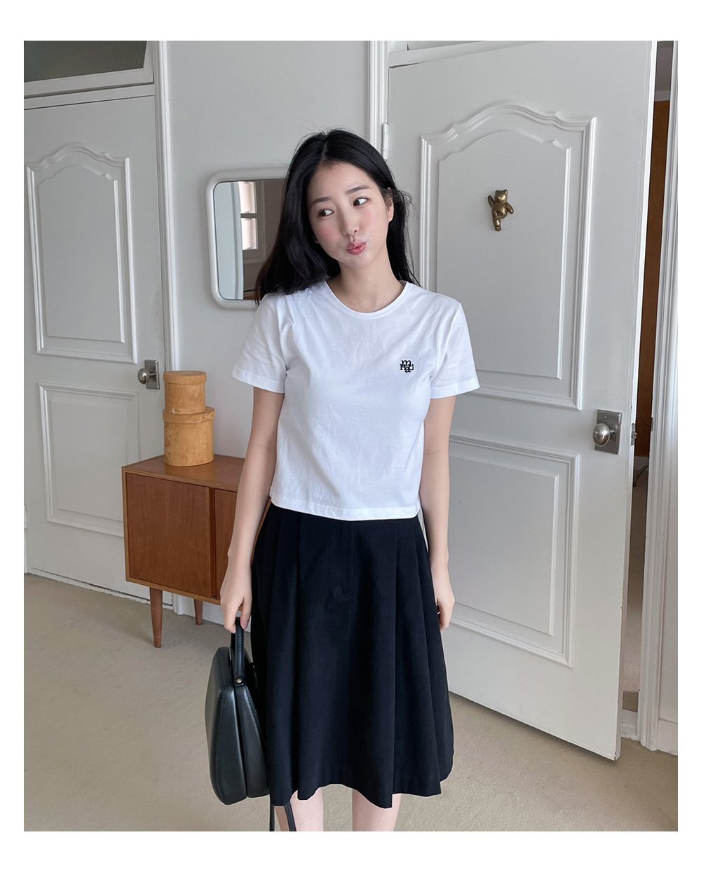 MUT24109_white_02