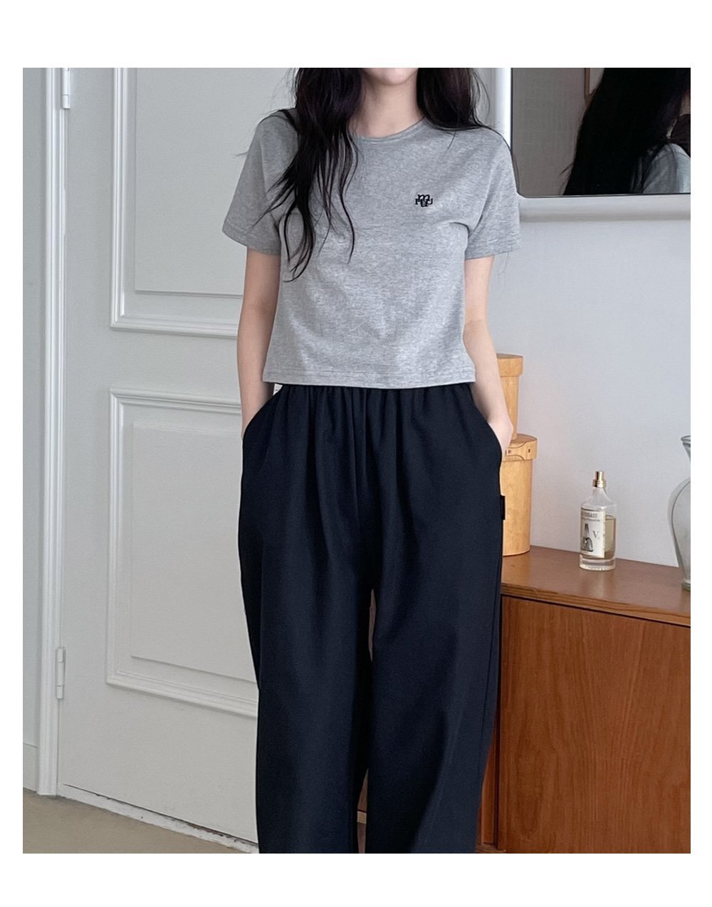 MUT24109_gray_01