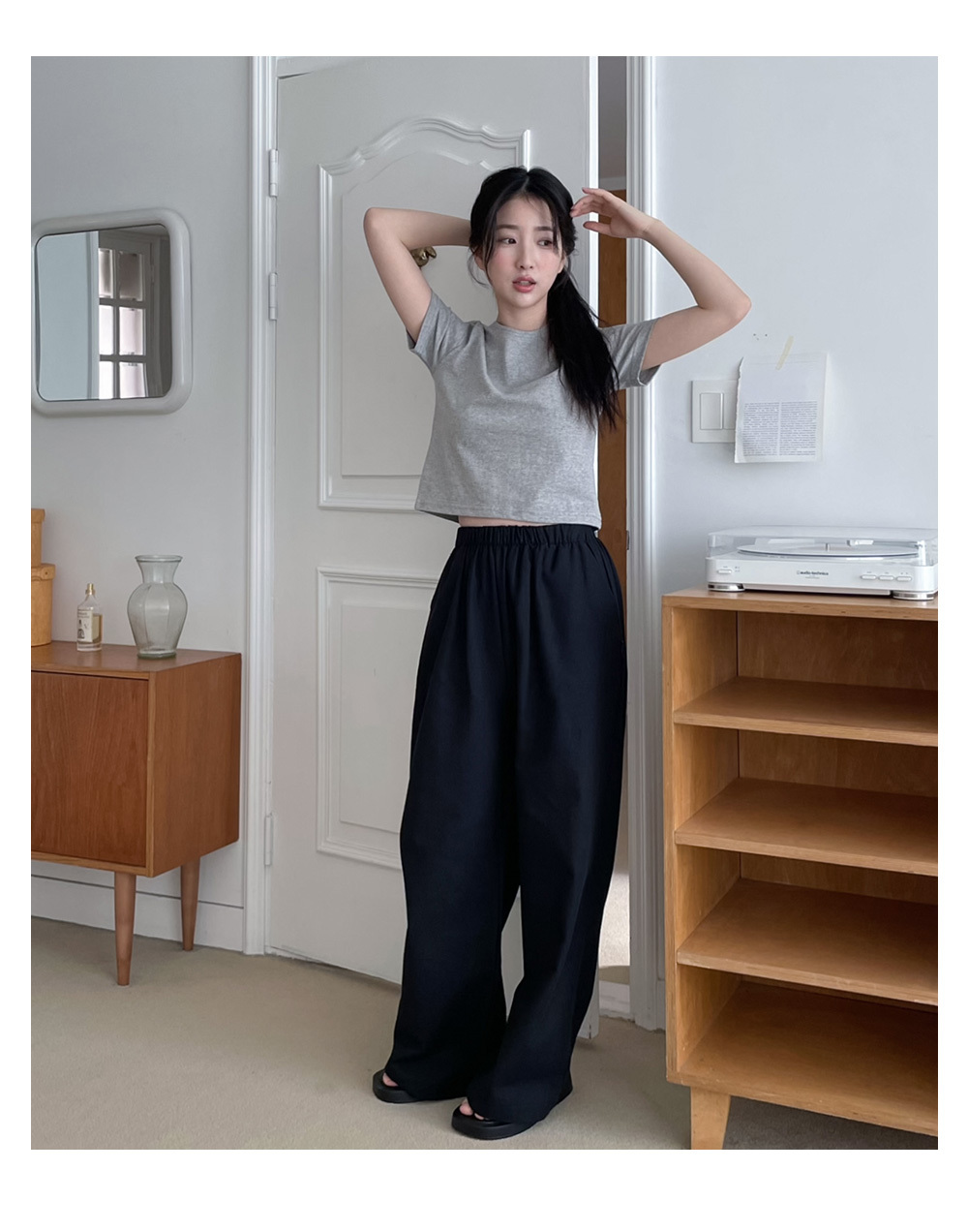 MUT24109_gray_02