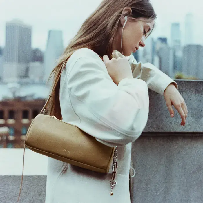 11f0c51cd916ee1e838807670bc0c27d