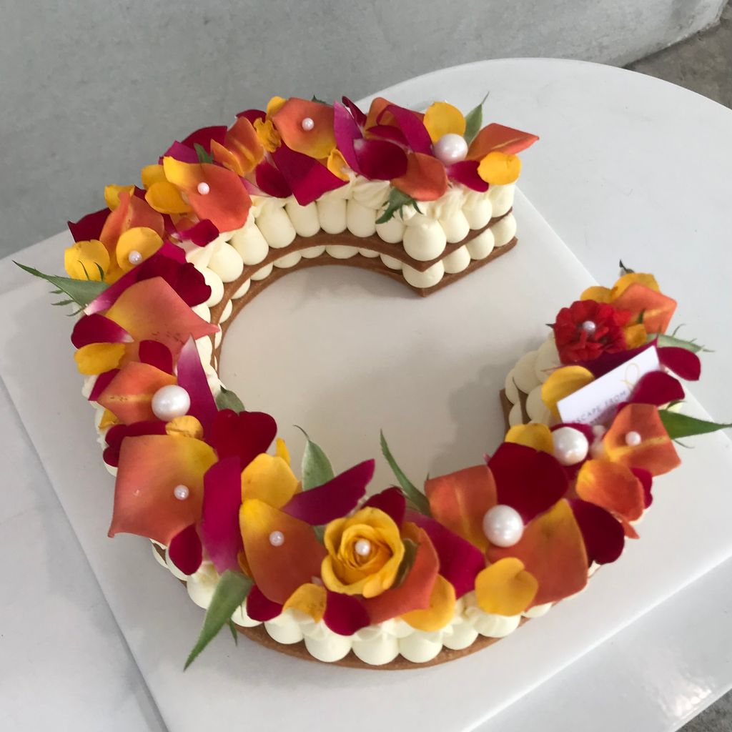 食用花字母蛋糕C