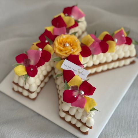 食用花字母蛋糕K