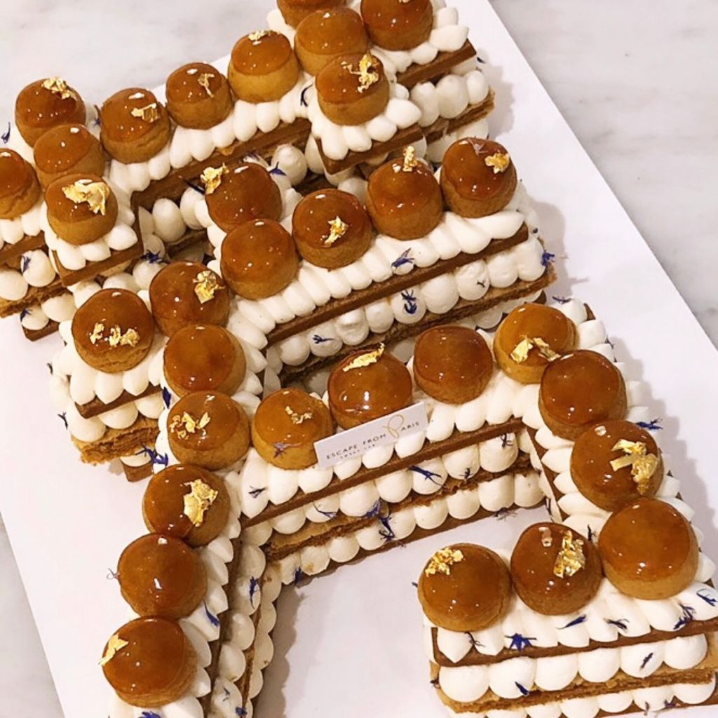 特大聖多諾黑蛋糕中文字「芳」