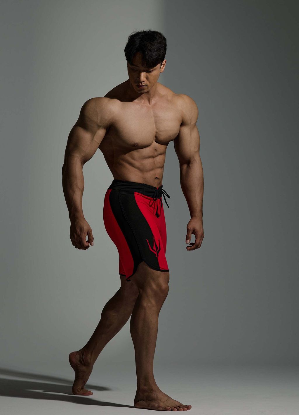 Contrast Red4