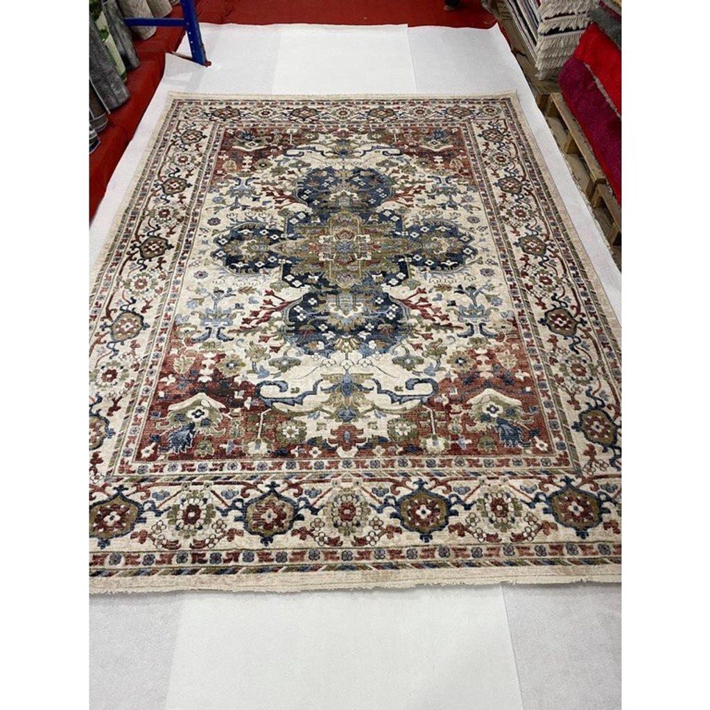 photo_6062299180019333095_x