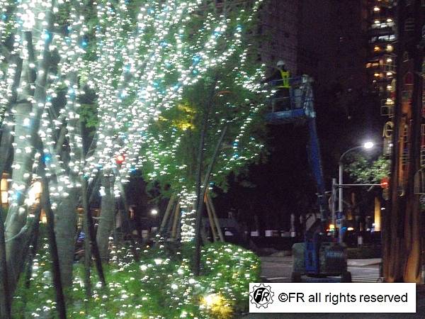 1763127477-4010139331-g_n