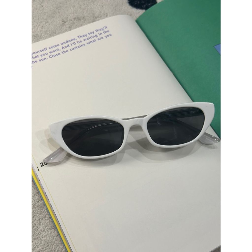 tw-11134207-7qukw-lin71om6bs5e5a