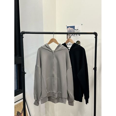 tw-11134207-7rasf-m18db7qzsar6c6