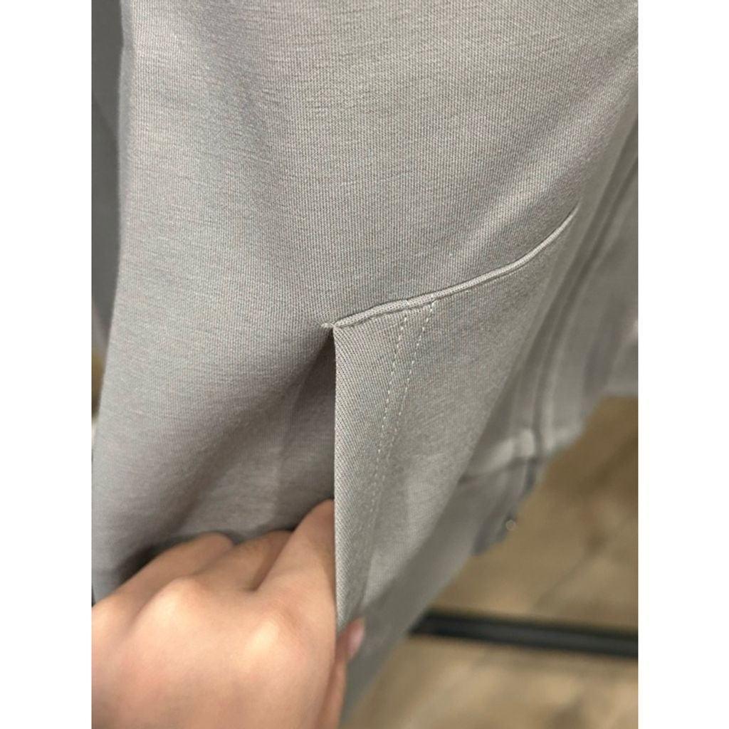 tw-11134207-7rasf-m18db7qzqwic1b