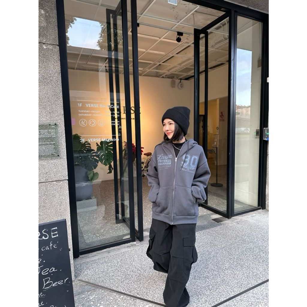 tw-11134207-7r98v-lq6deci9zx1ebb