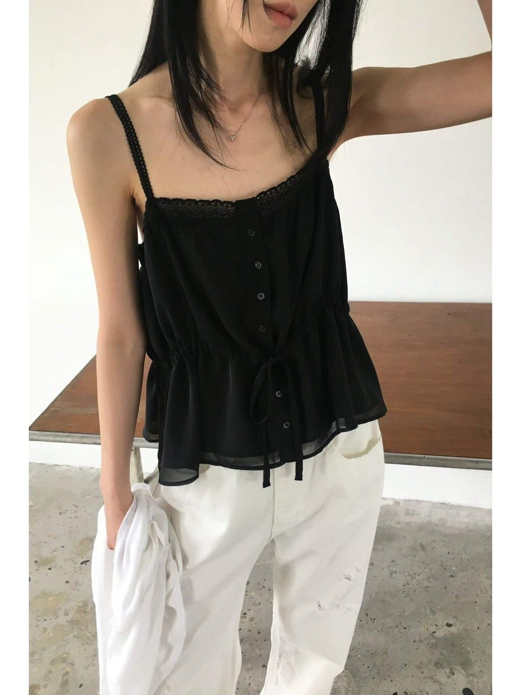 tw-11134207-820le-mmzu9mo6ldza28