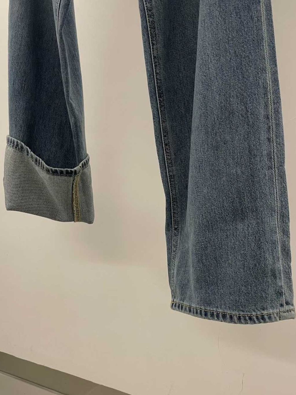 tw-11134207-7ra0o-mdcmb4n9vsyy99