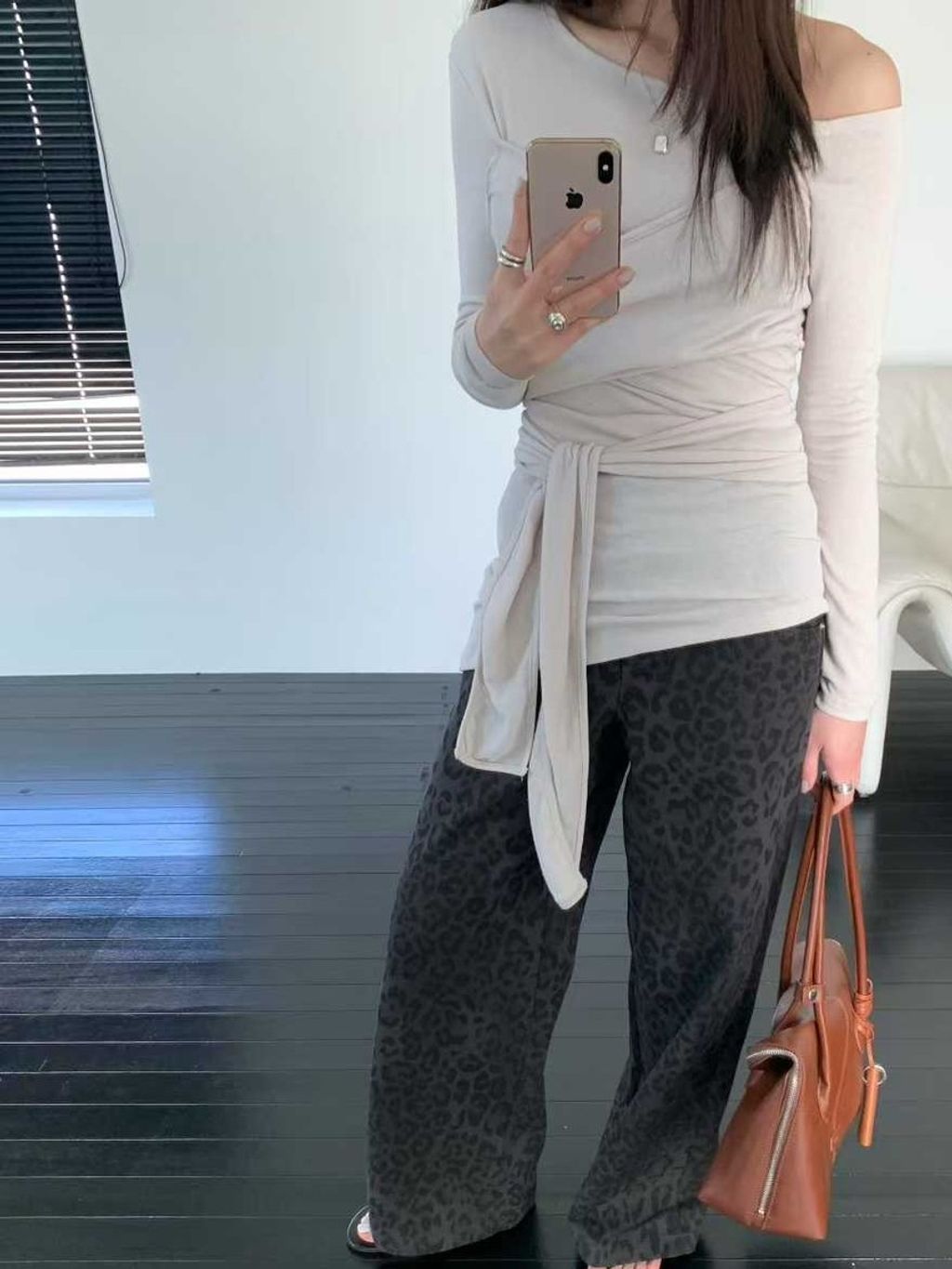 tw-11134207-7ra0r-mde2iqid33gg6d