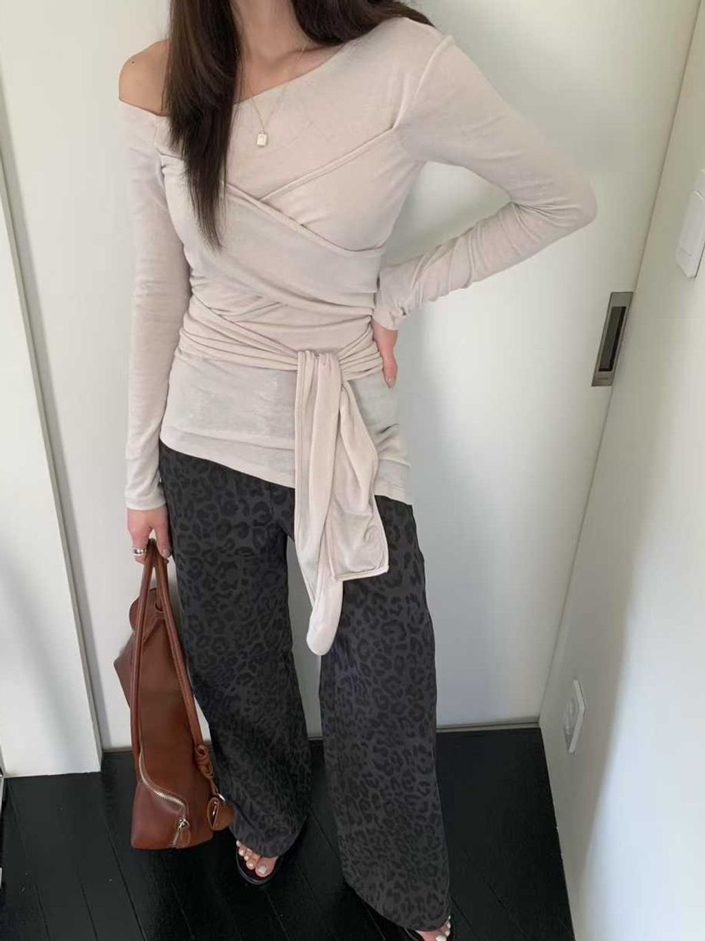 tw-11134207-7ra0i-mde2irux2mwa01