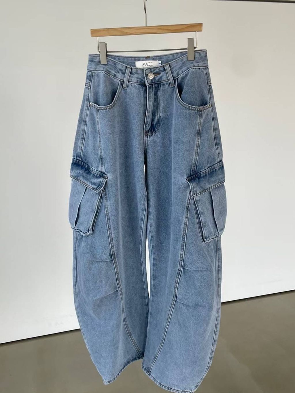 tw-11134207-7ra0g-mdvb2uethhl1c2