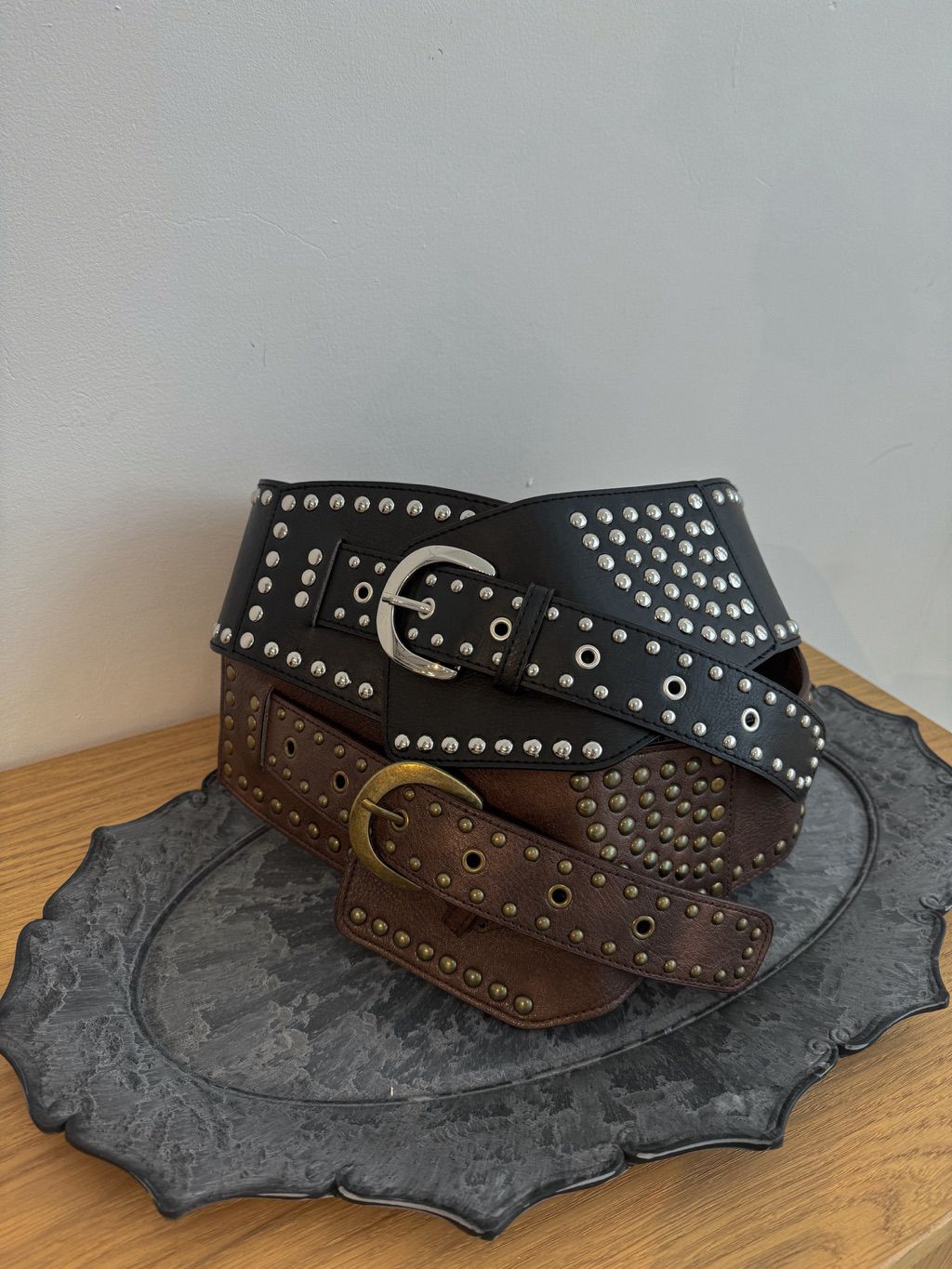 tw-11134207-81ztm-mebh5i9vu1vm70