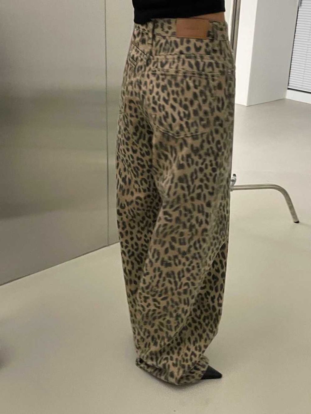 tw-11134207-81zti-medpwc1l7mrmde