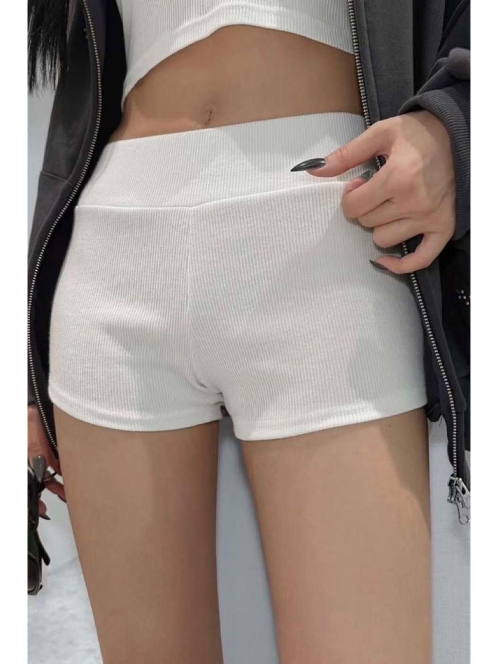 tw-11134207-81ztd-mfx9m5sbhbm637