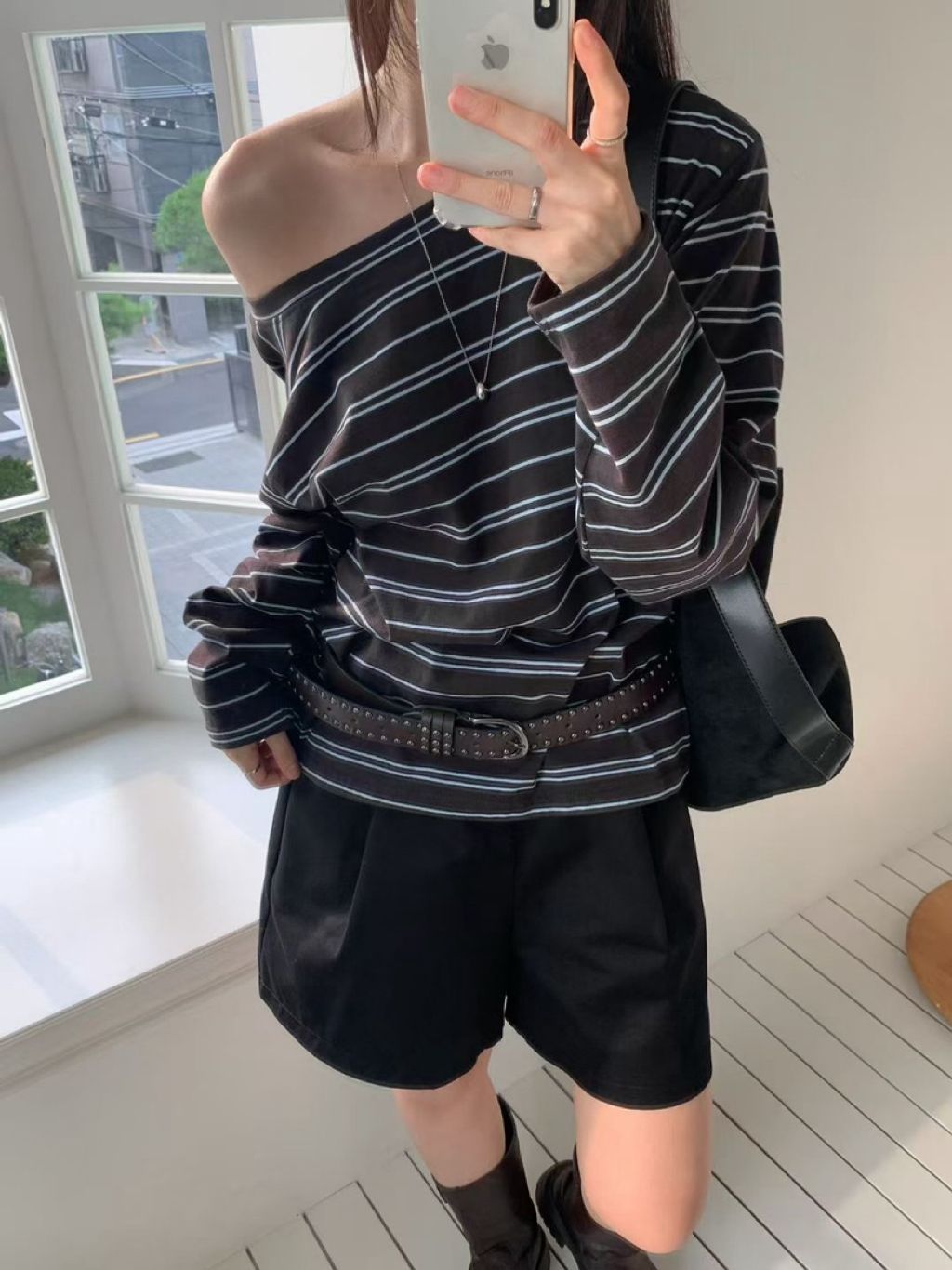 tw-11134207-81ztn-mfmfo7xq4b9n39