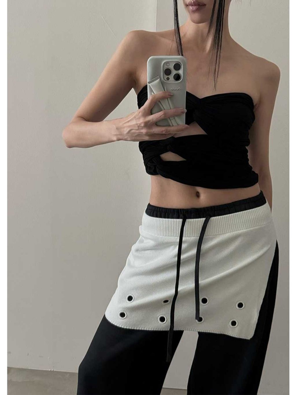 tw-11134207-81ztf-mf9bjej40yryb9