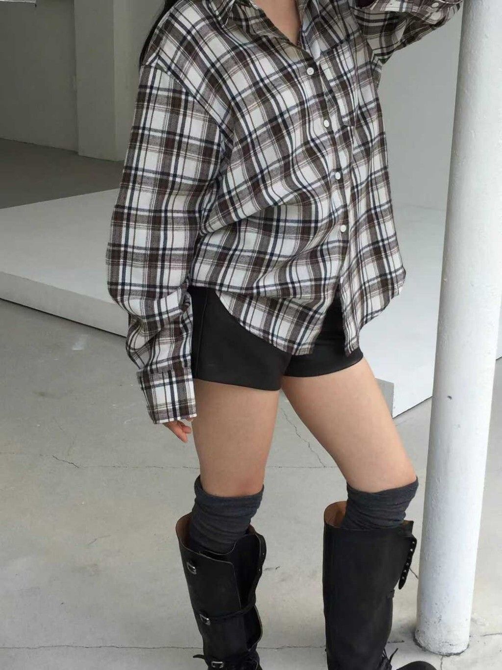 tw-11134207-81zth-mg23u6goxg5l94