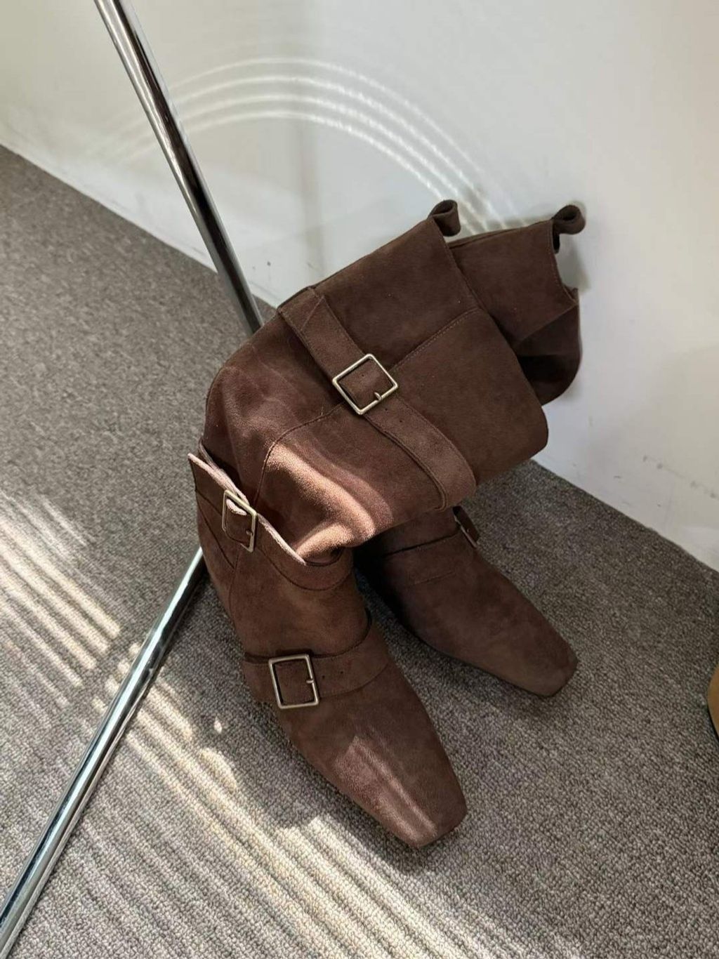 tw-11134207-81ztc-mg4m02dj0vt4f6