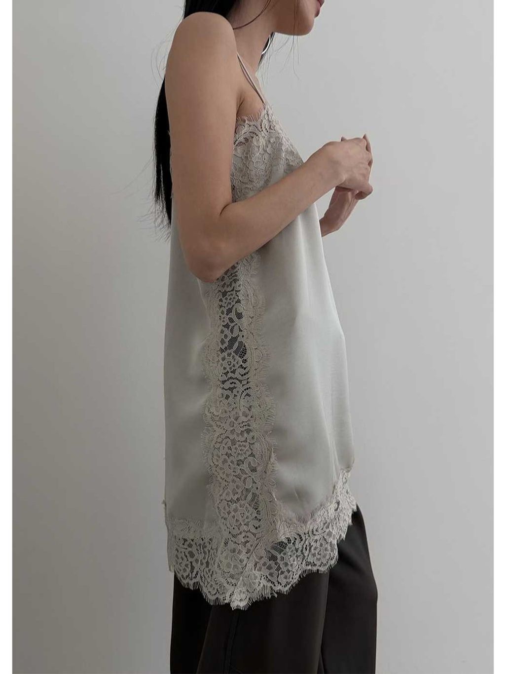 tw-11134207-81ztg-mgqog5w1kg7c22