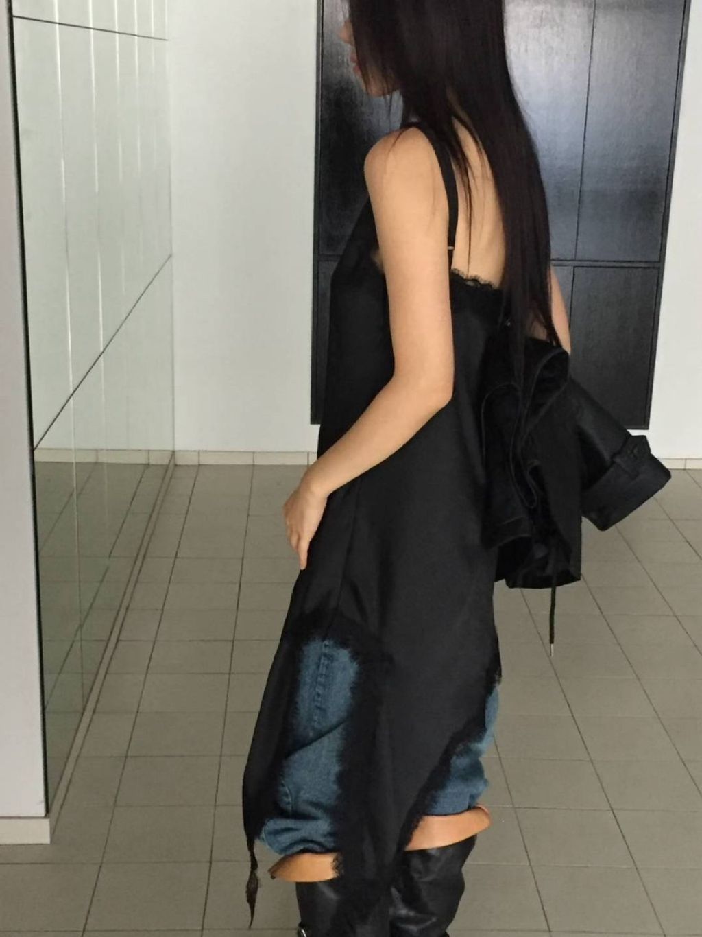 tw-11134207-81ztp-mgvusvyrr5l6a4