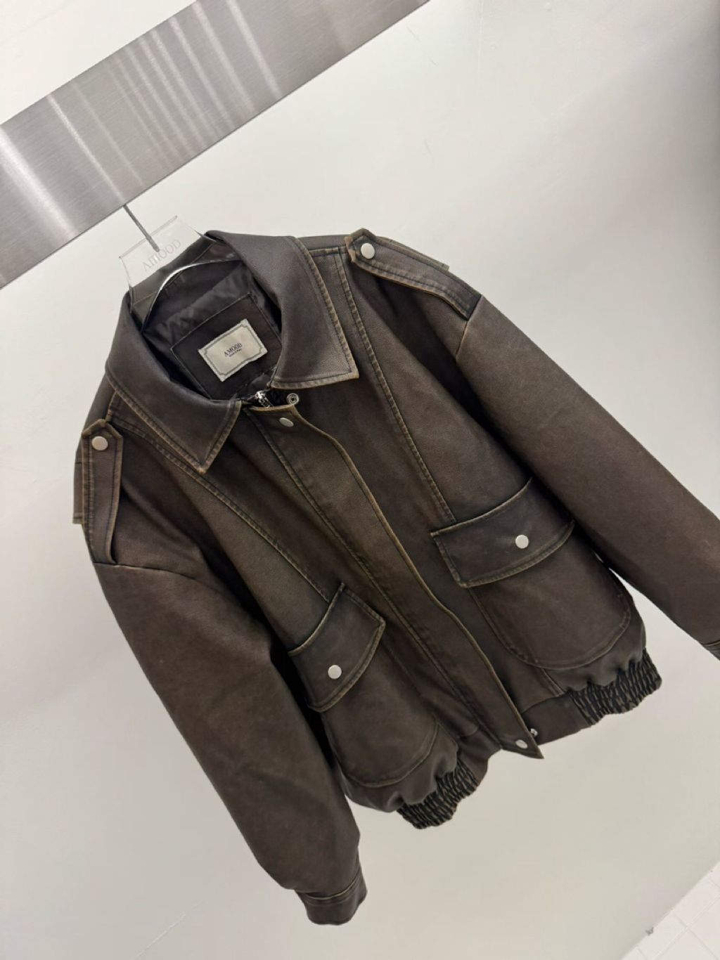 tw-11134207-81ztf-mgwf11baps0b7f