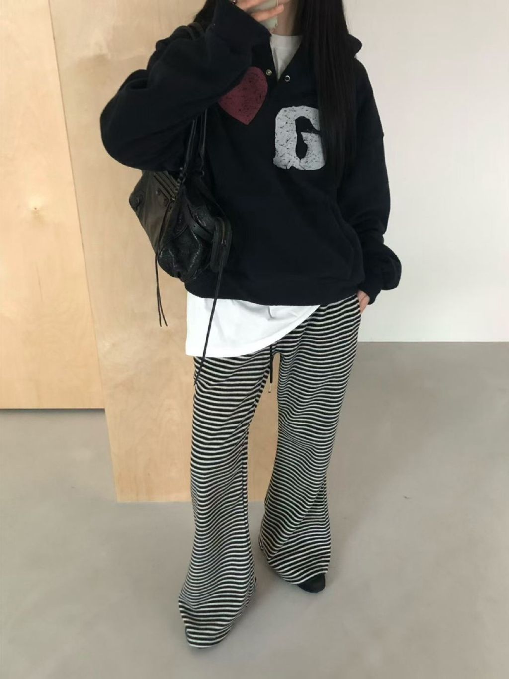 tw-11134207-81zth-mhsms9fogiyp92