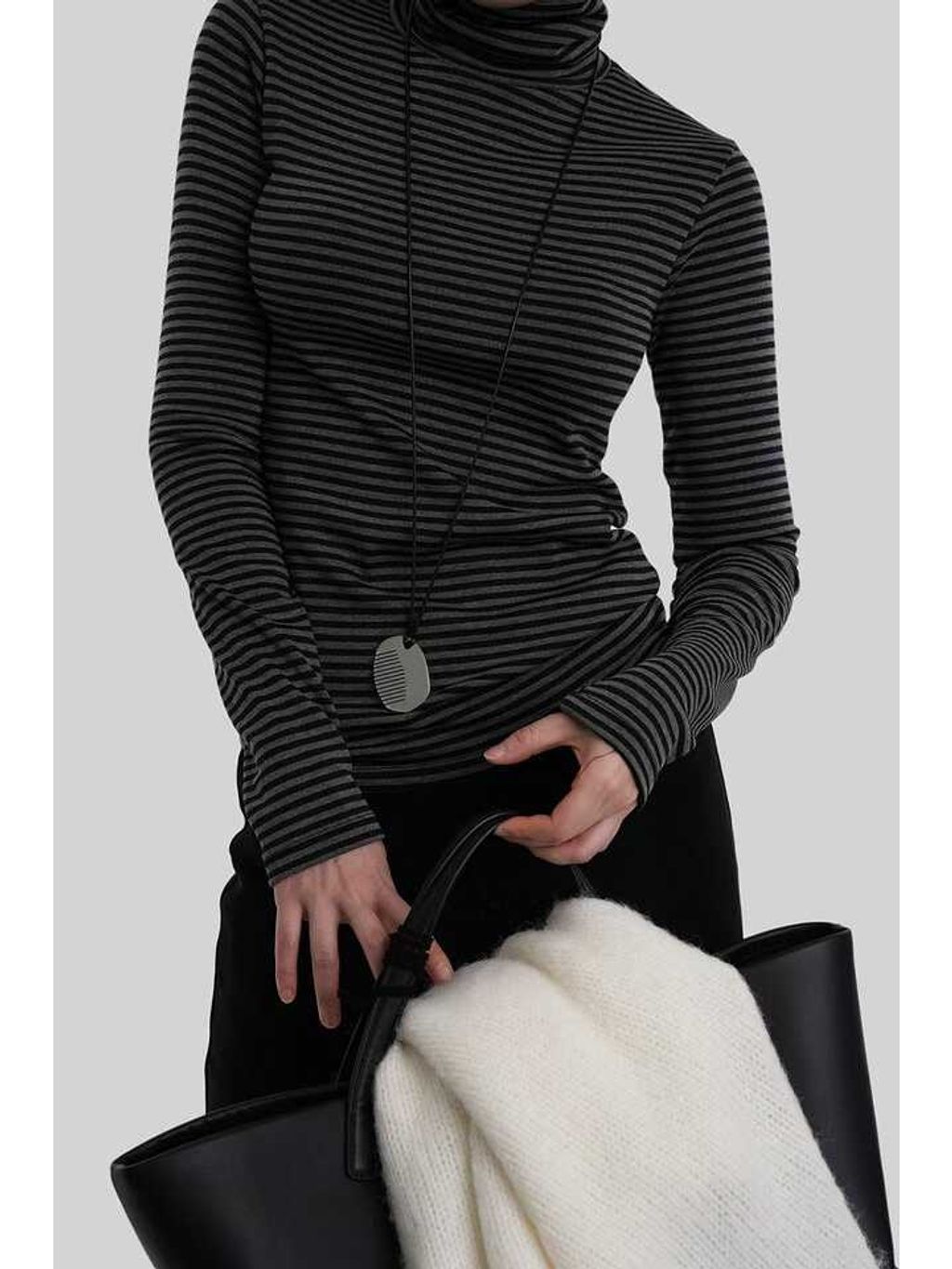 tw-11134207-81ztl-mhria5u0wb2d46