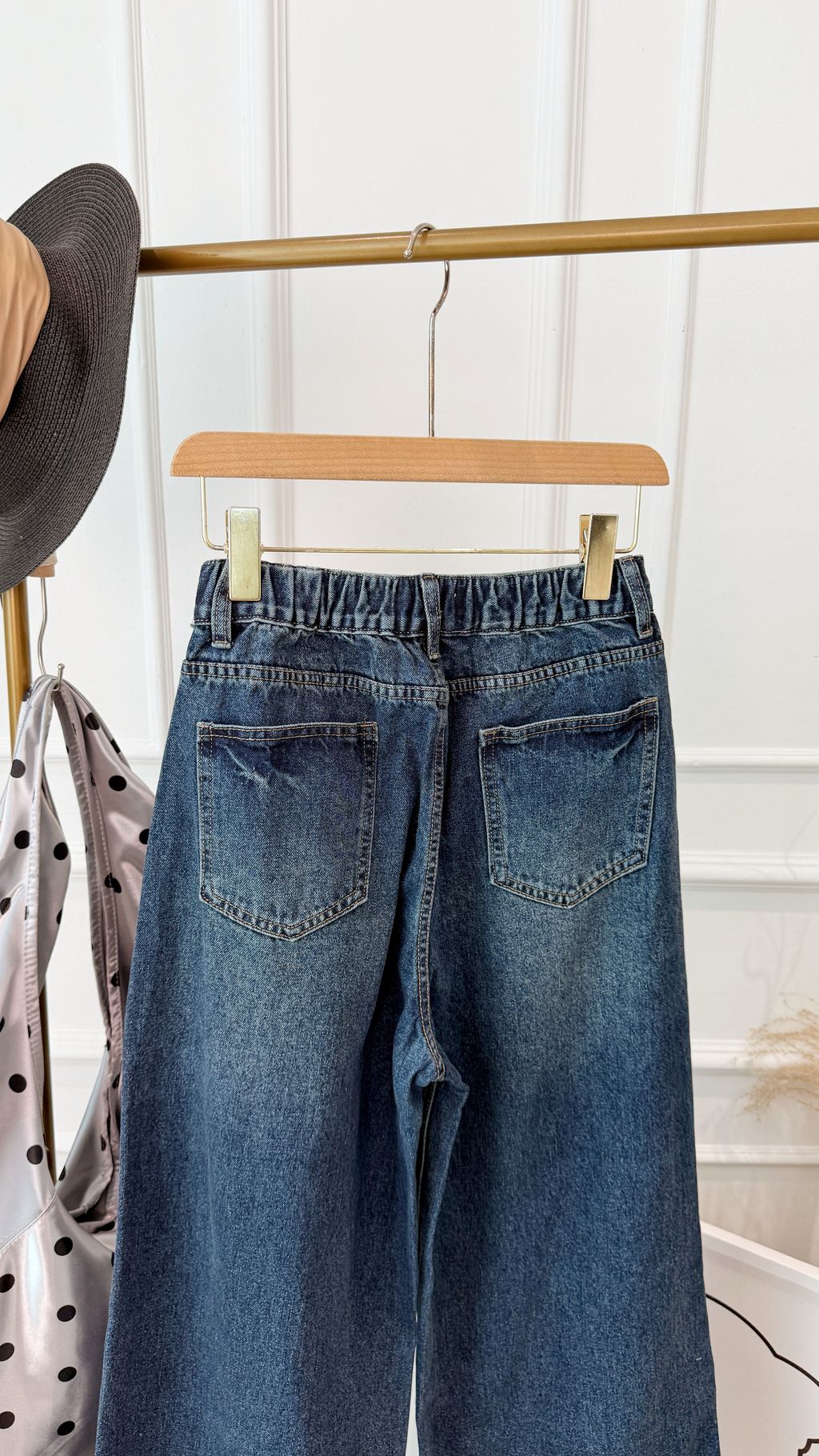 image_ABF24906-1238-4F03-99E7-5F5744BC8E8B_1766461246