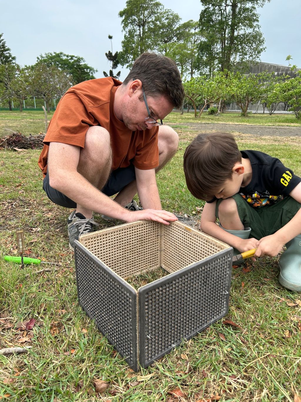 bamboo board raised bed