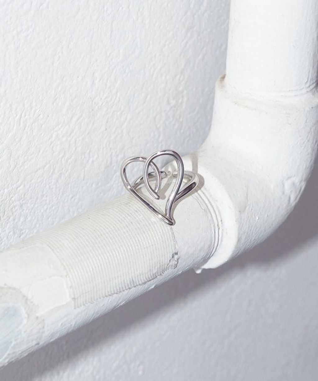 76A60B5B-1161-4565-801C-1F81F3D79843