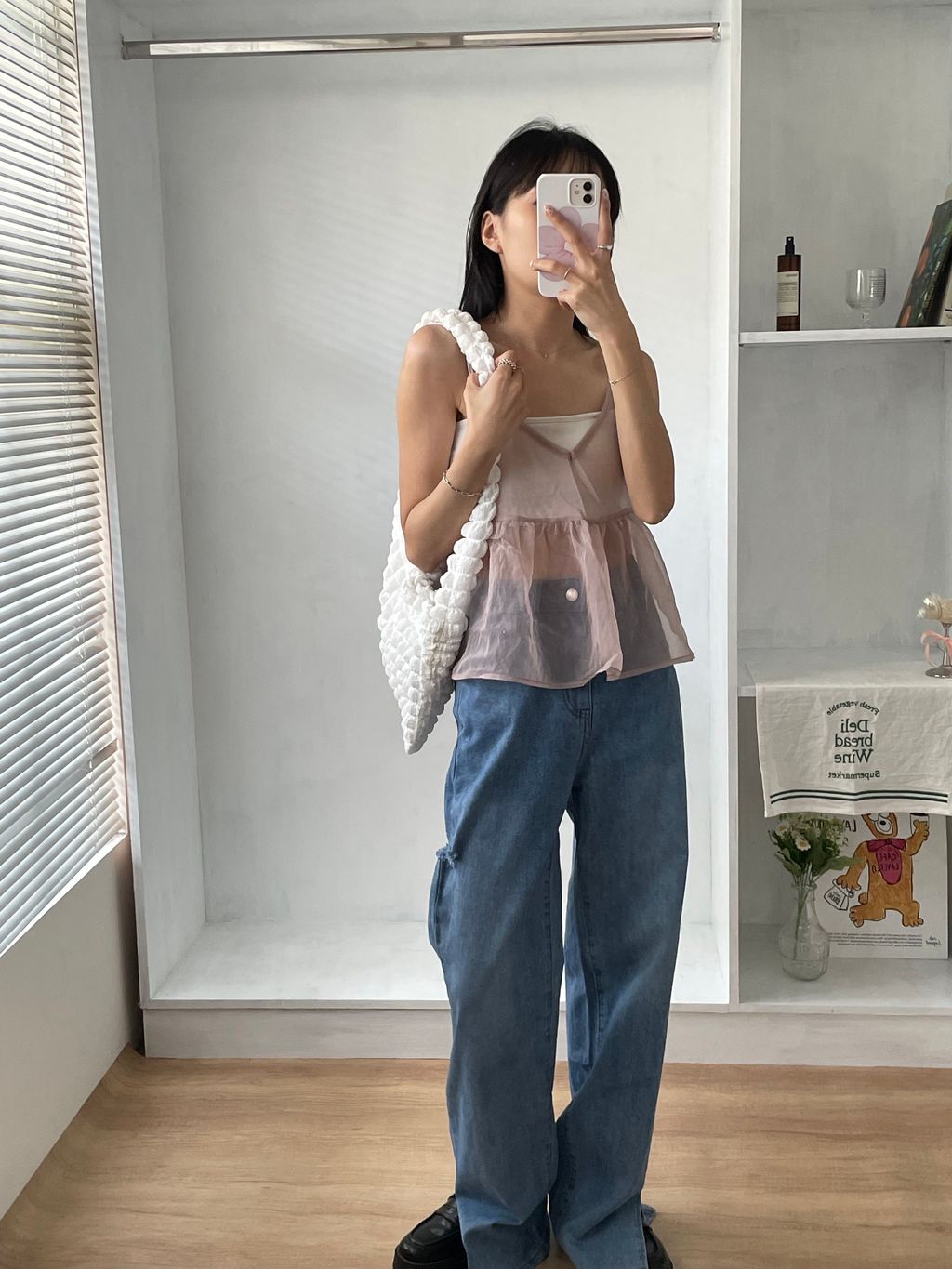 EE8F4D72-674B-49D8-A98C-65A4B04DD6A5