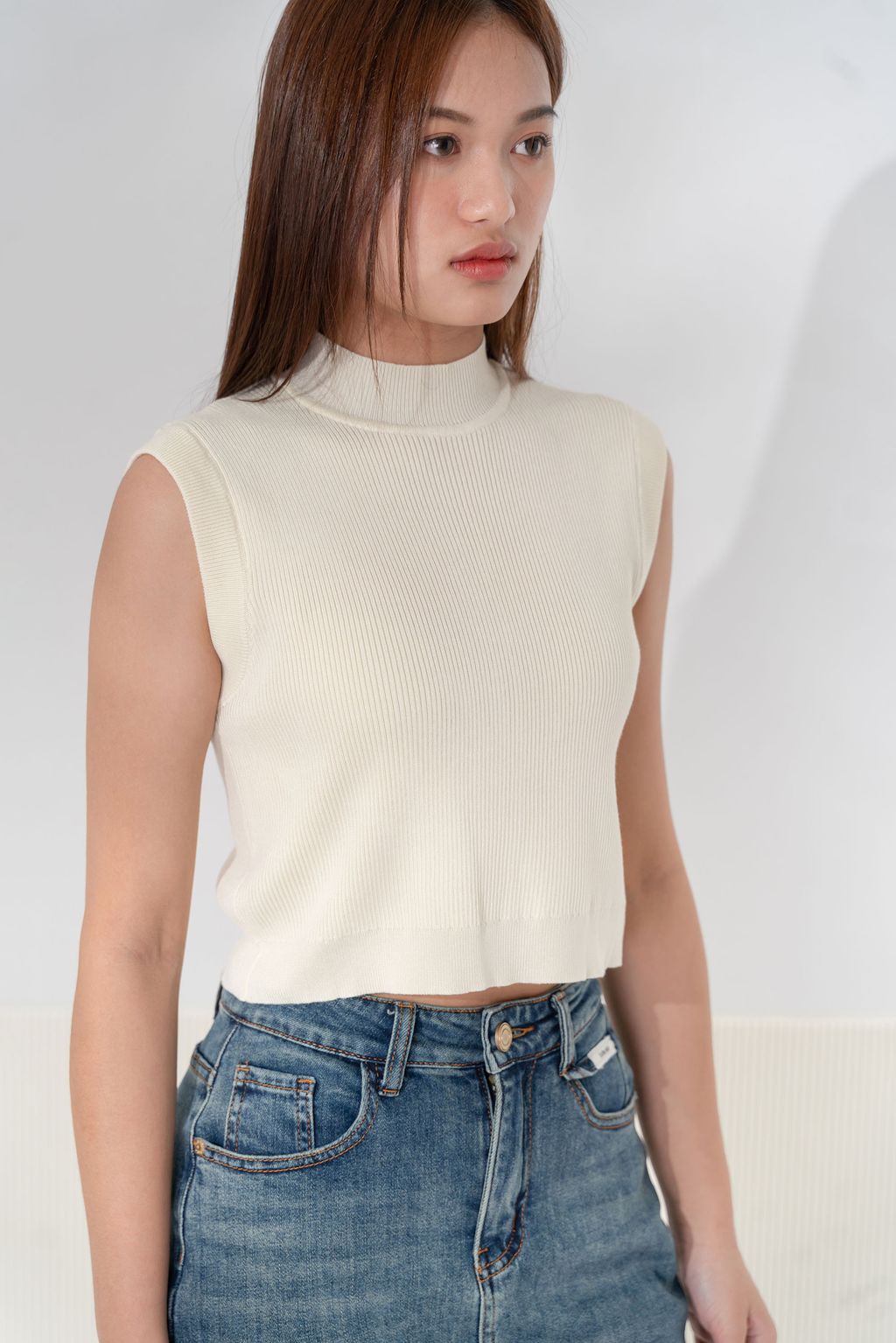 NoraHighNeckKnitTop5