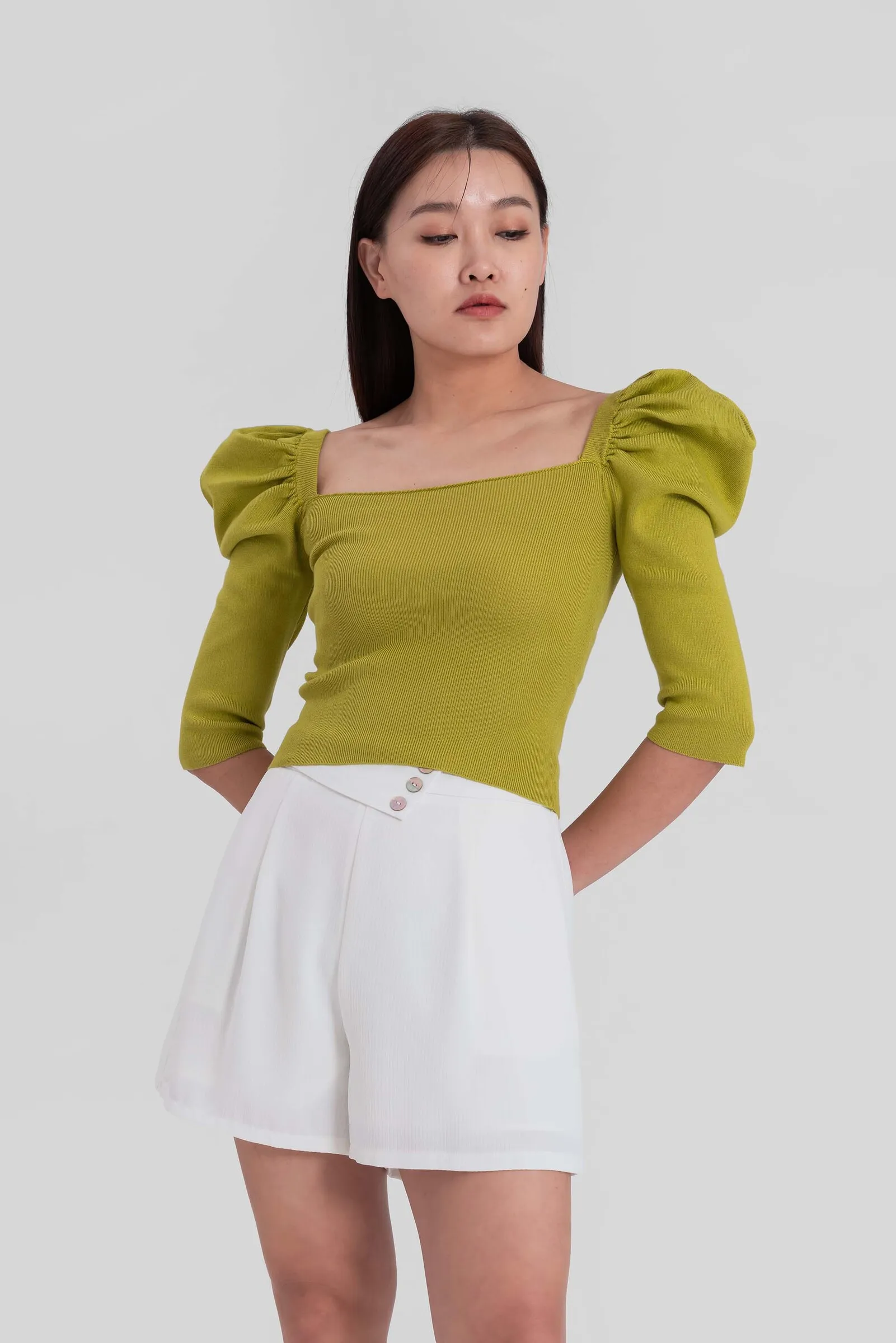 YELLOW GREEN