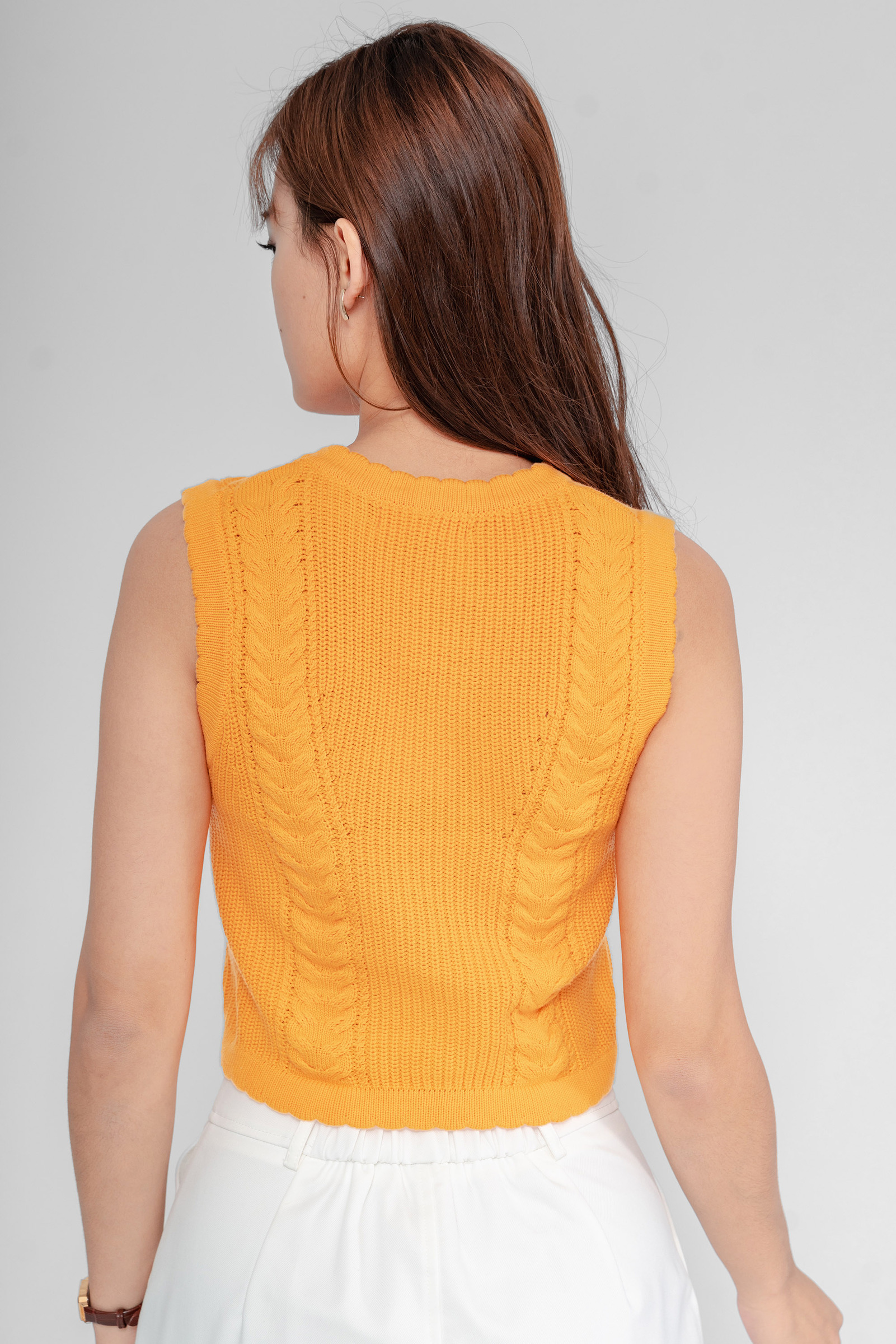 Madge Knit Vest11