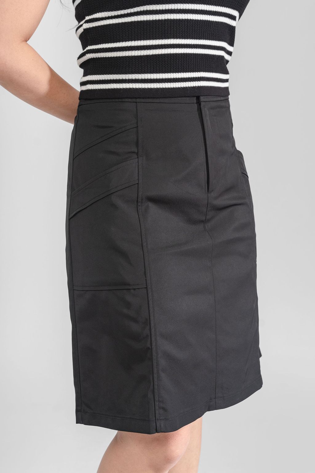 Kinsley Pocket Midi Skirt2