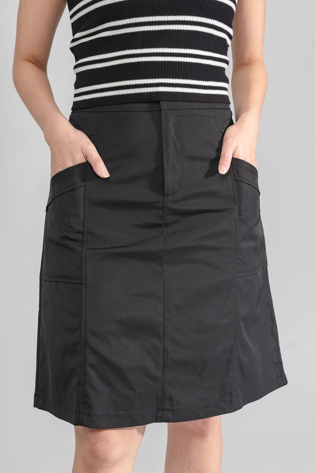 Kinsley Pocket Midi Skirt1