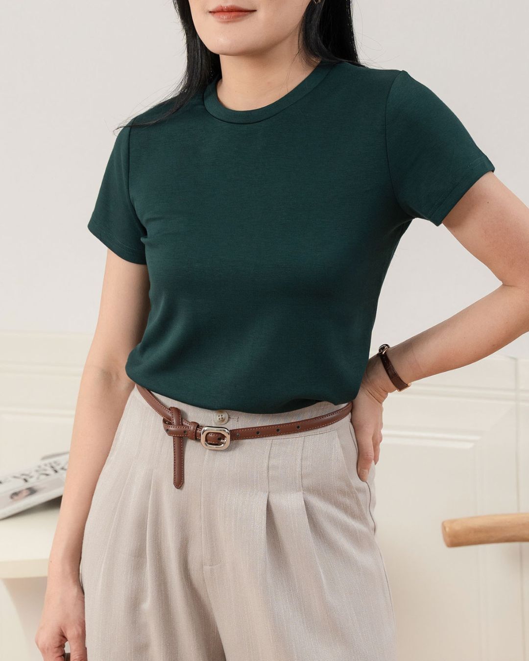 GREEN