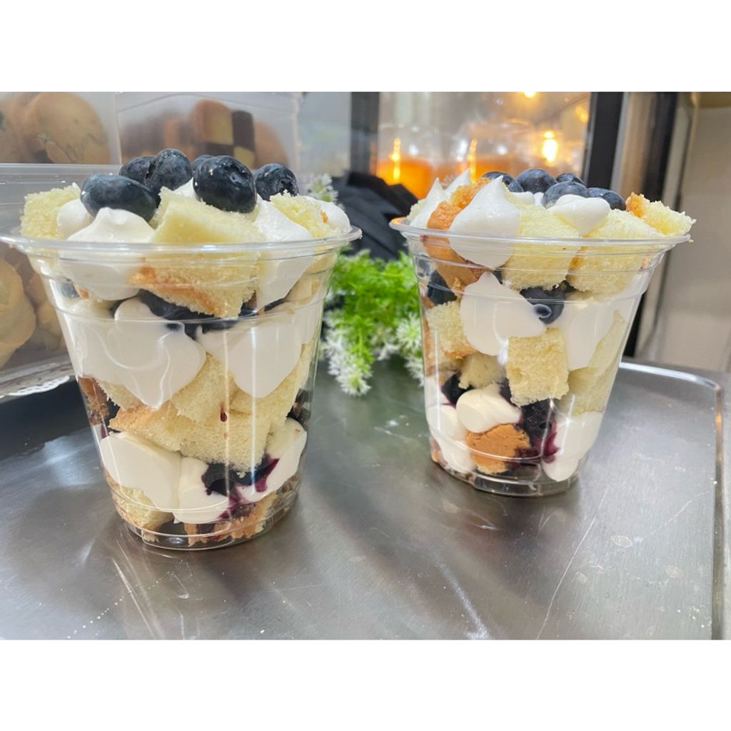 tw-11134207-7rbk1-m8boqz88cvc057