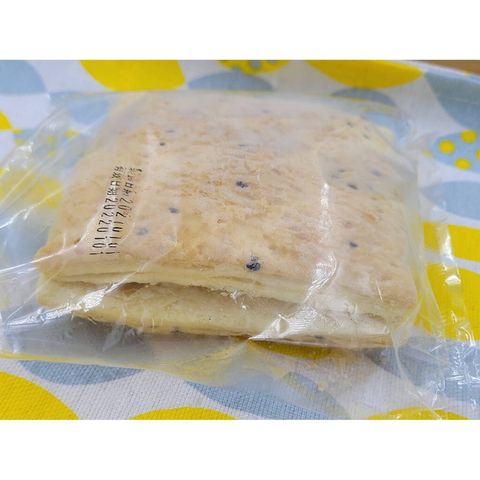 7d6742d090cafed023c753c7f7ce0523