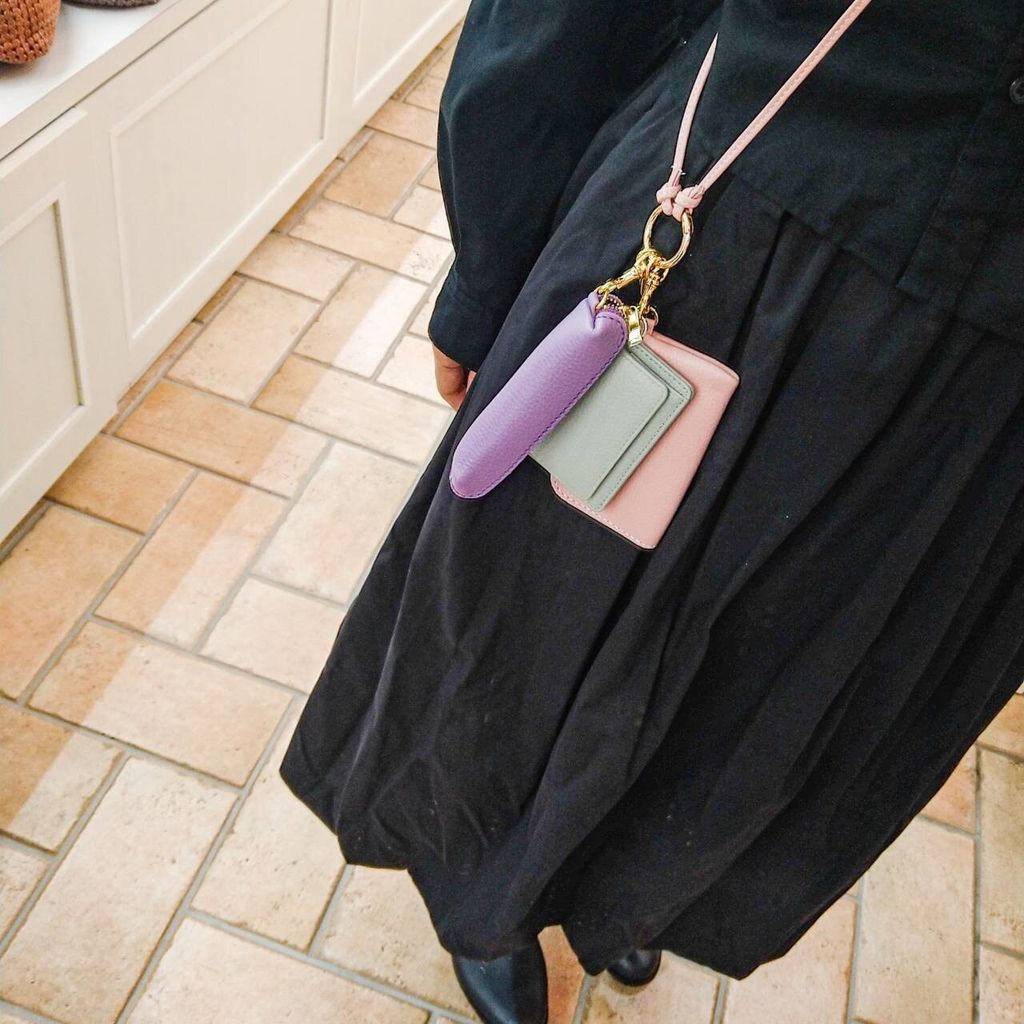 Small lether goods (2)