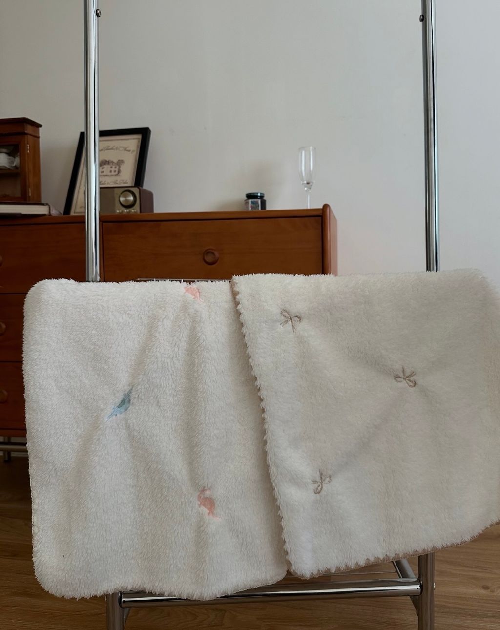 378D1F99-FDF0-4AE1-8B15-38AC201E74F6