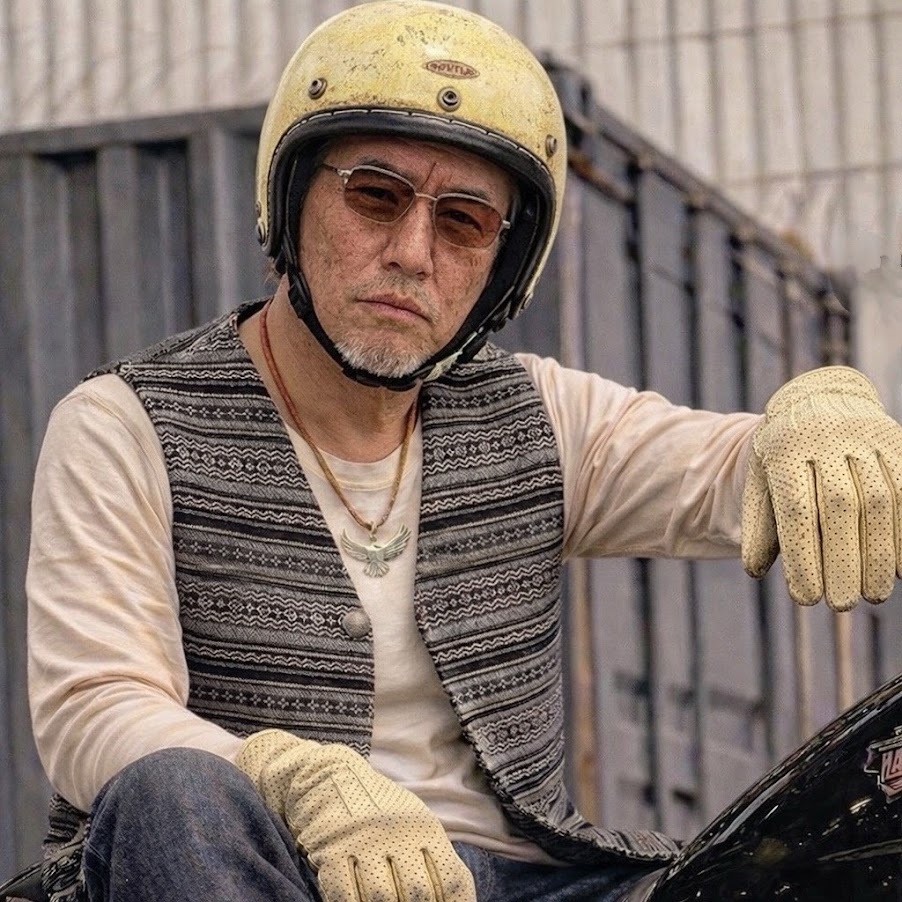 15A51F3D-5825-4F0D-B384-025933BF6D47