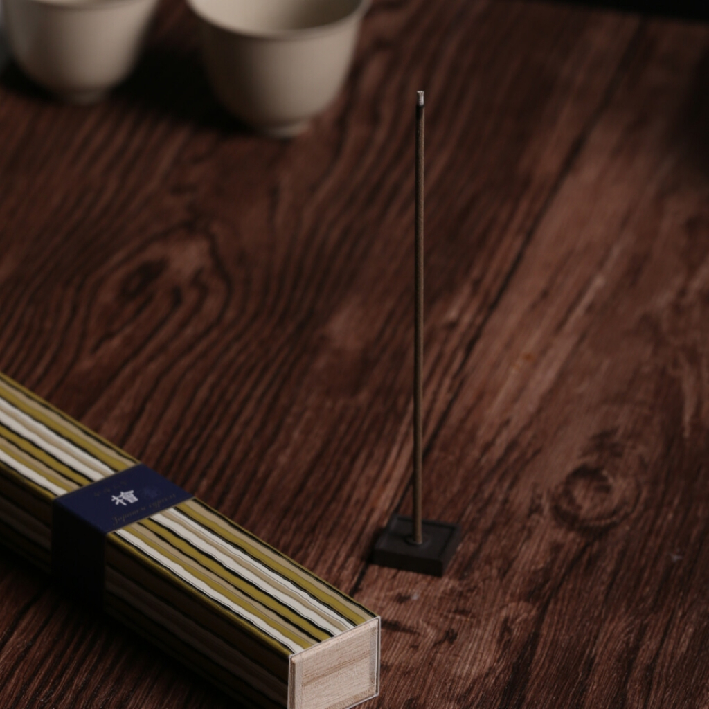 tw-11134207-7r98r-lvn1ta2f4slu02