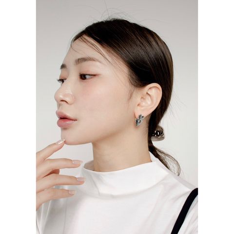 tw-11134207-7qul8-lgxup1b406qx8f