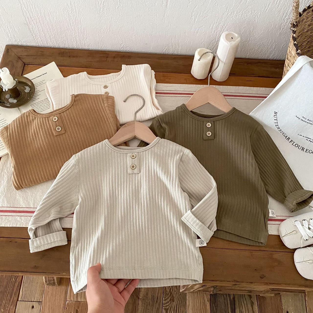 LINE_ALBUM_202582_250802_114